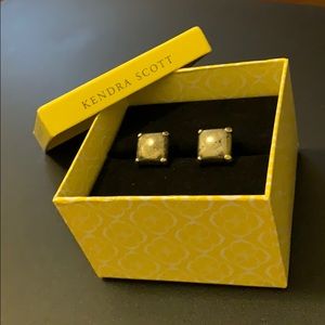 New Kendra Scott pyrite and silver cufflinks